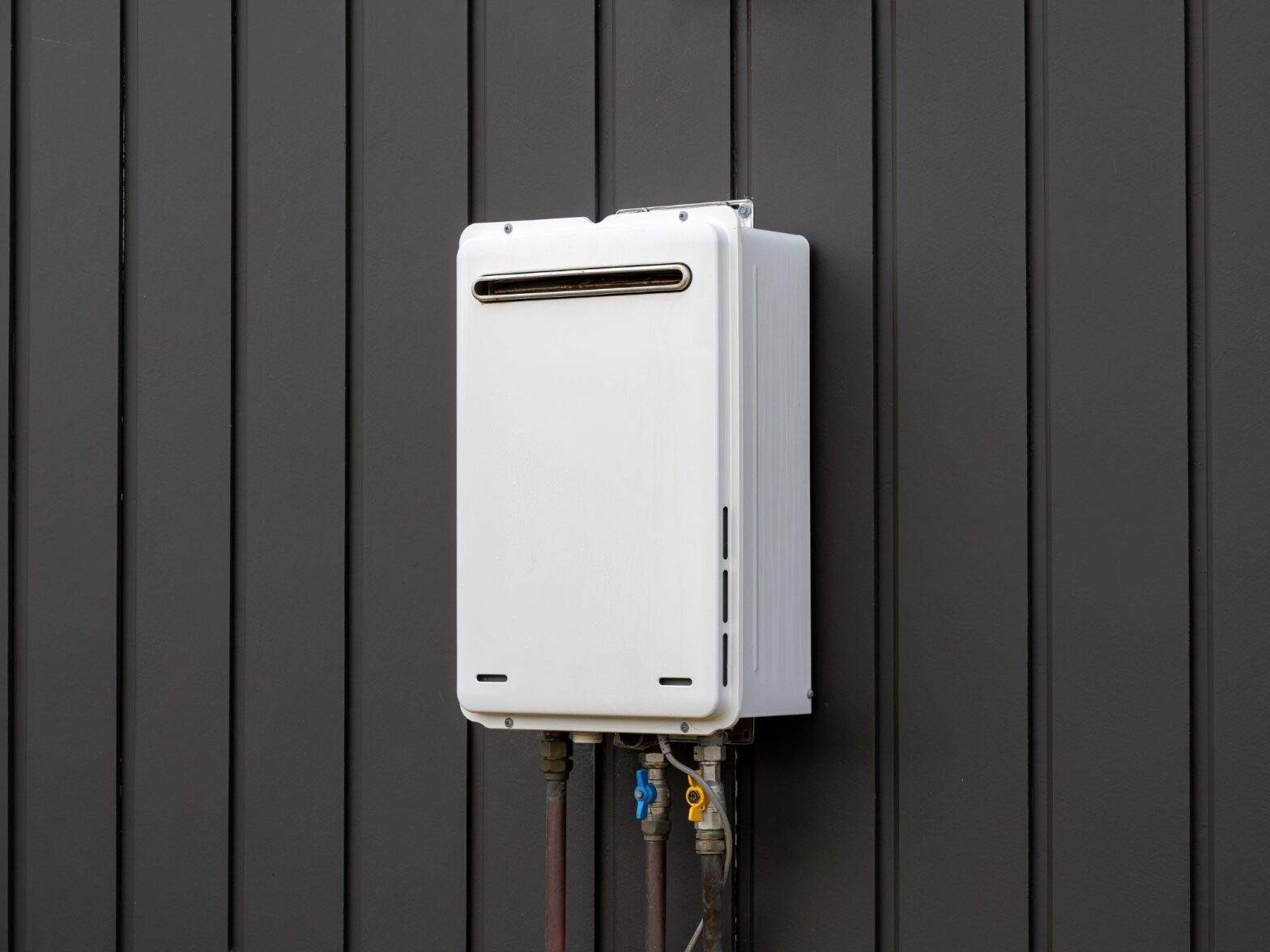 Featured image for post: Benefits of a Tankless Water Heater in Greensboro, NC