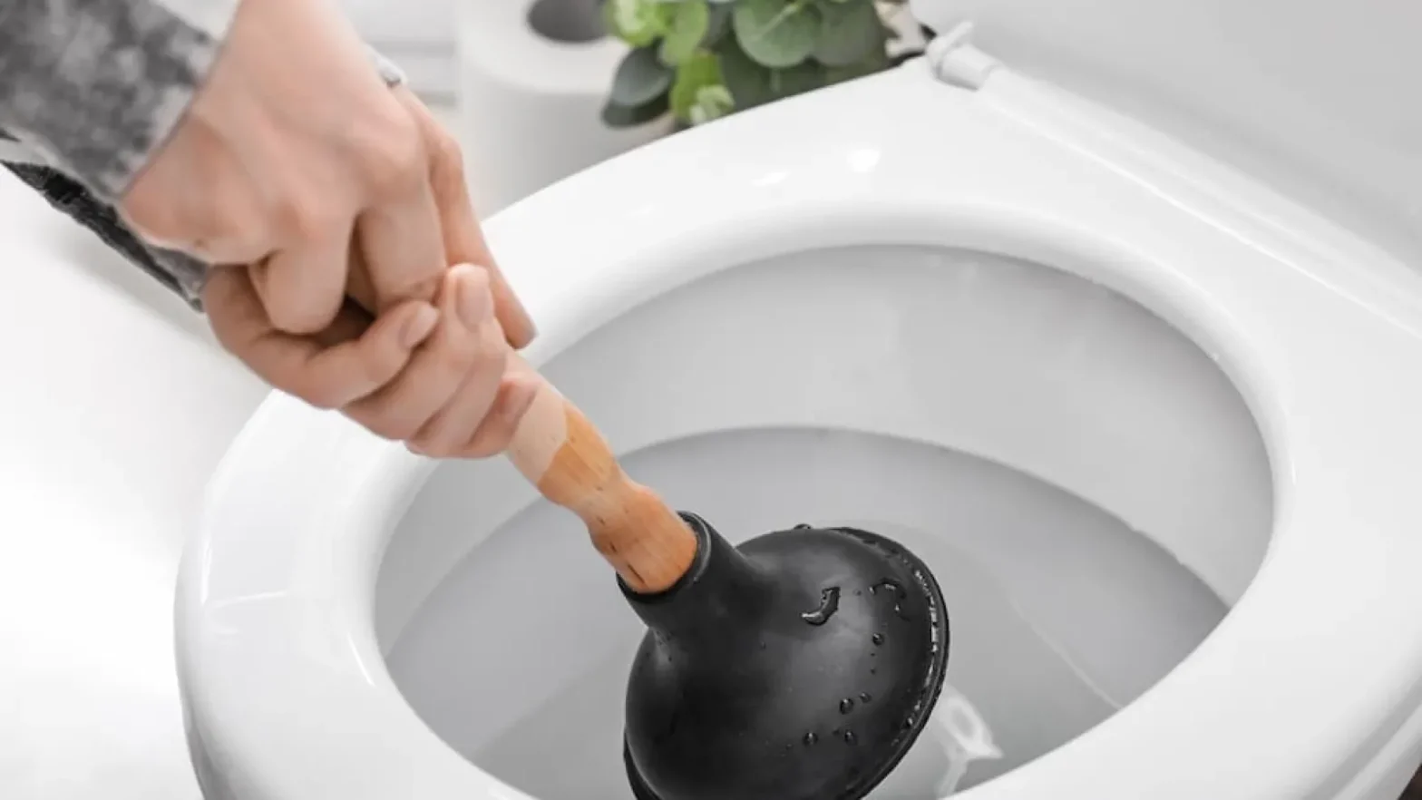 Featured image for post: What to Do When You Have a Clogged Toilet